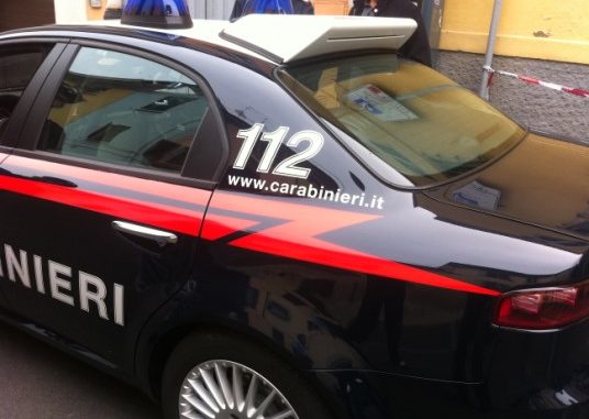 carabinieri auto