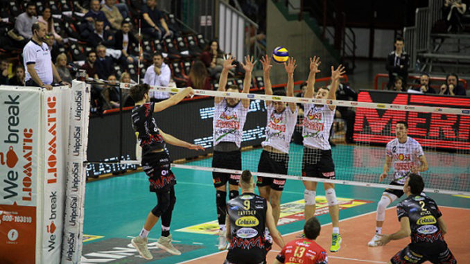 Volley Sora 01 Volley Sora 01