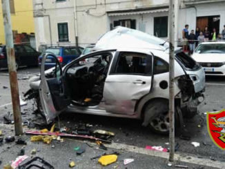 esplosione auto aquino 2