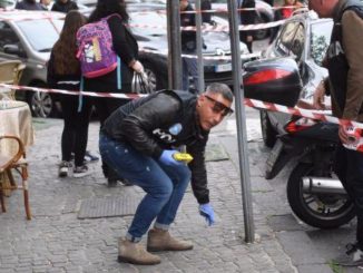 Binmba ferita a Napoli