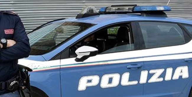 Sora, ciclista cade dopo l’urto con lo sportello di un’auto: donna denunciata